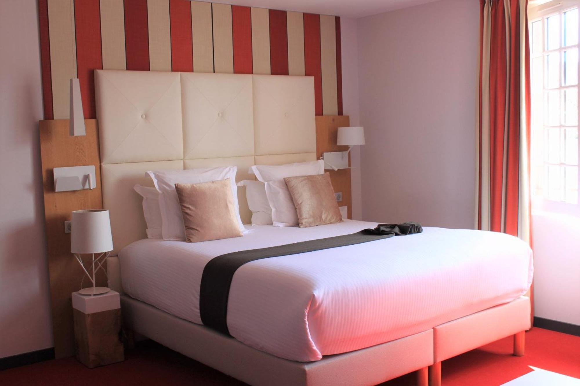 Hotel Berria Hasparren Eksteriør bilde